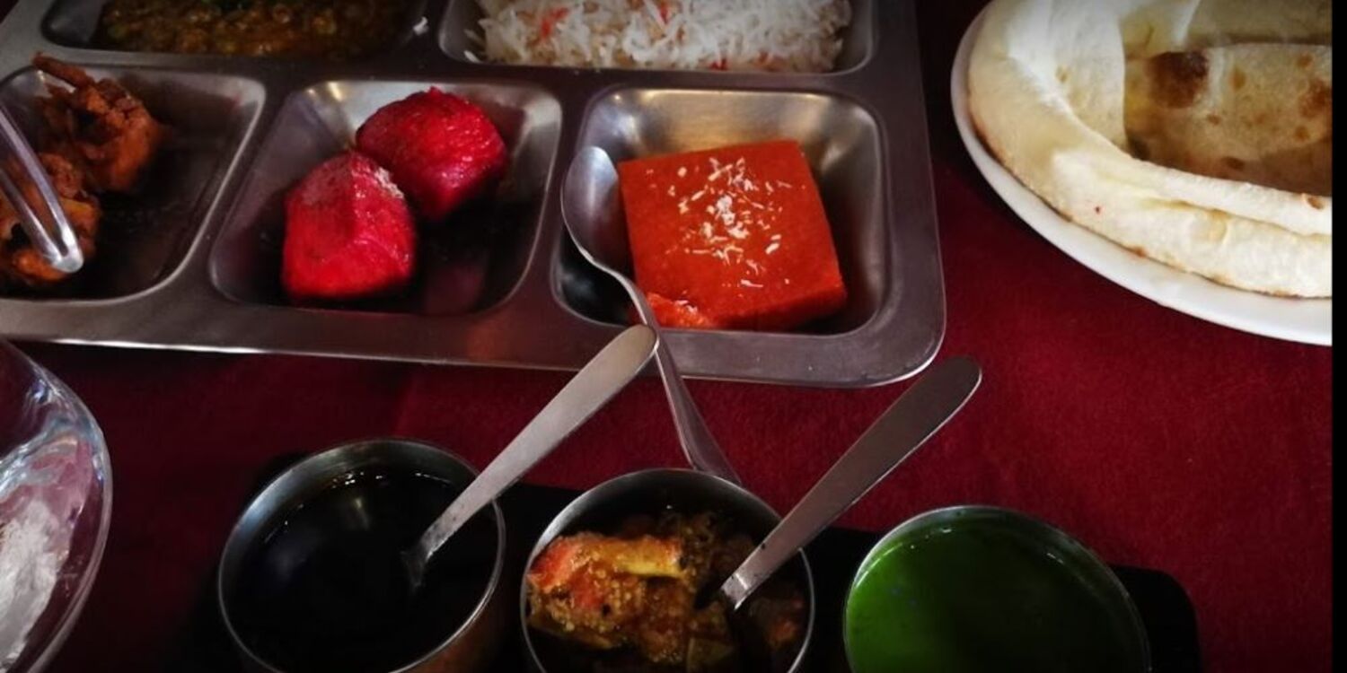 Kohinoor (fermé), restaurant, des spécialités à grignoter sur place