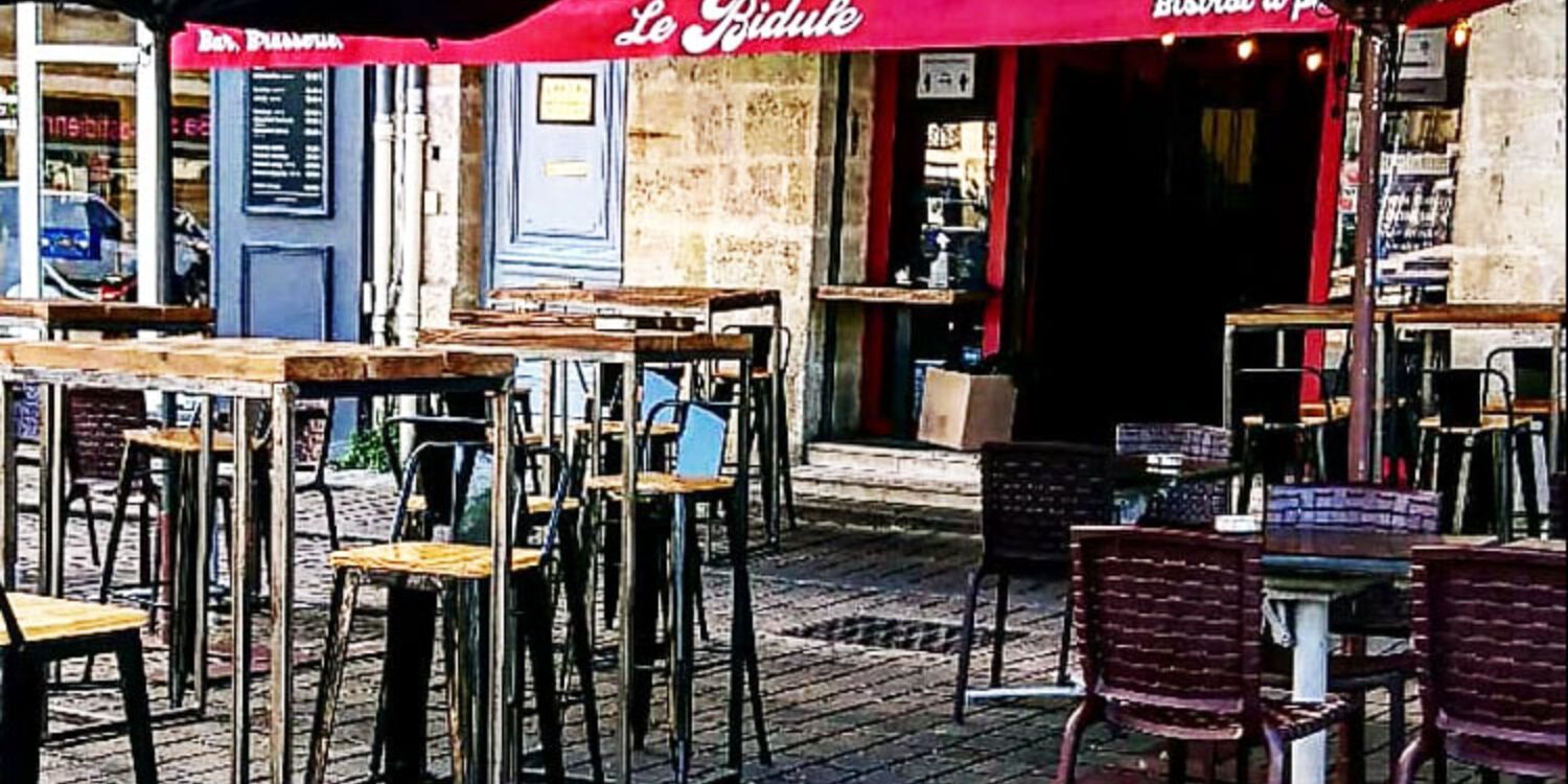 Le Bidule, restaurant, La terrasse et façade du restaurant