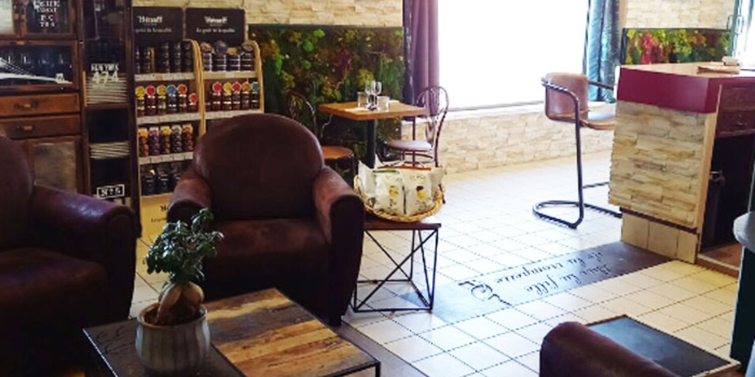 La Fille de la Trompette (fermé), bar, Une vue de l'intérieur du bar
