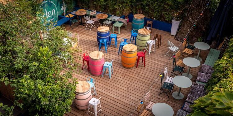 Eden Garden, bar