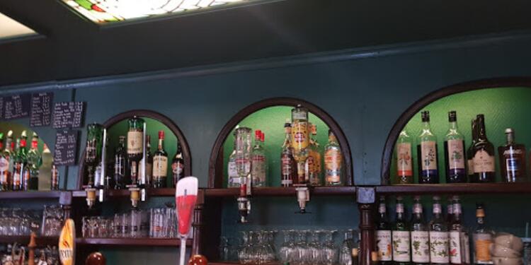 Pub L'Atelier (fermé), bar, le comptoir du bar