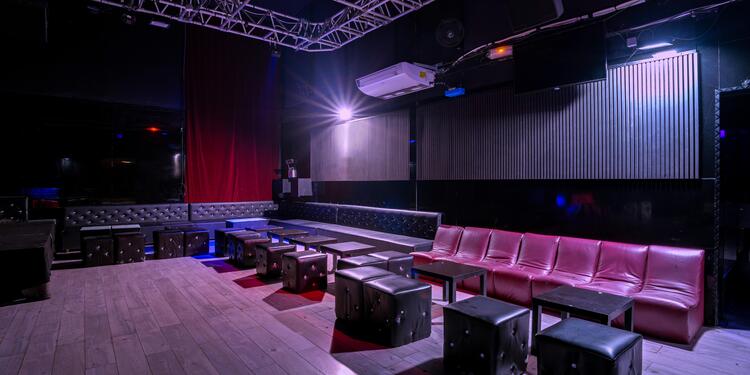 Guest Live Club & Lounge, bar