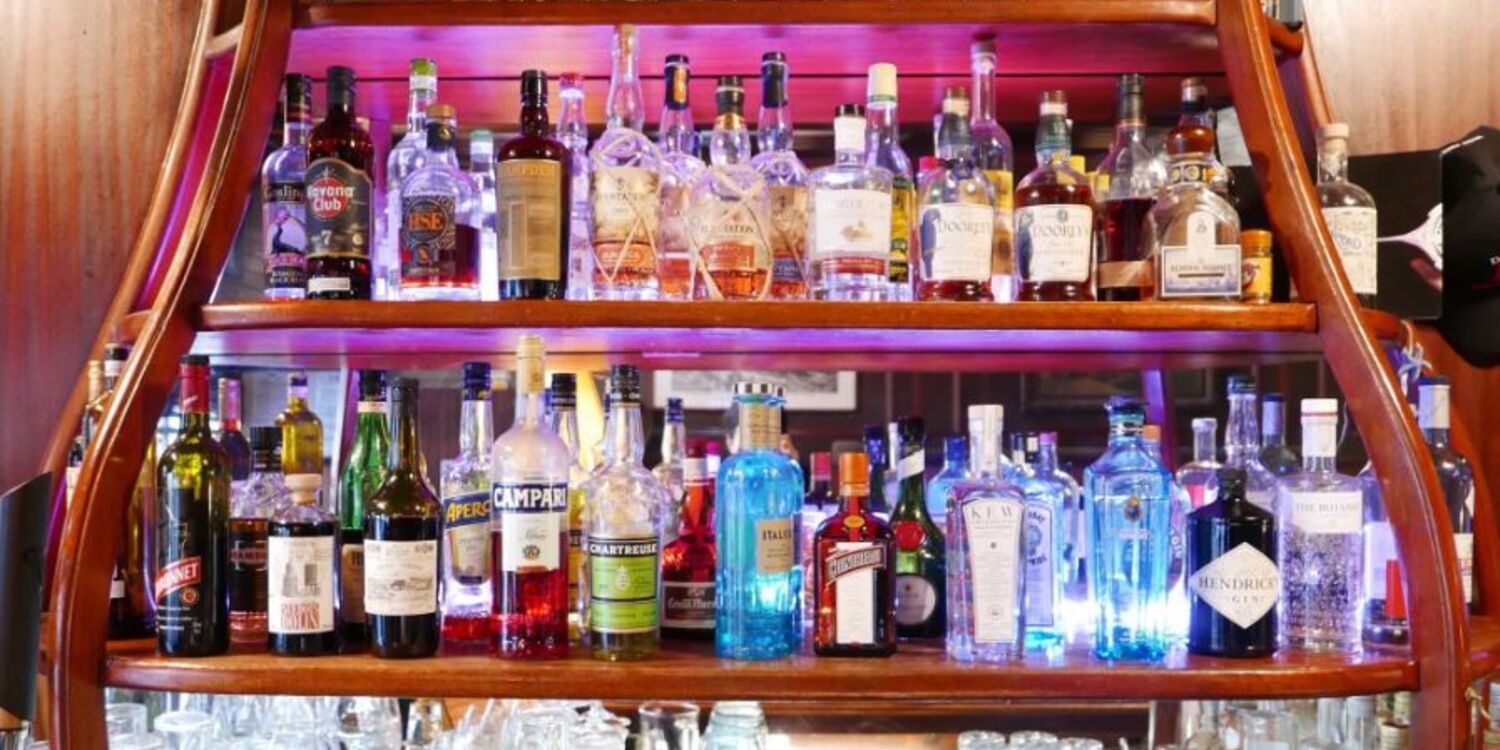 POLLEN (fermé), bar, Le comptoir du bar