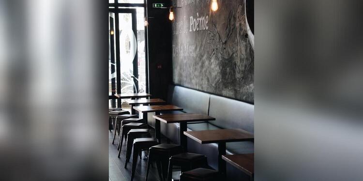 La Petite Poésie, bar