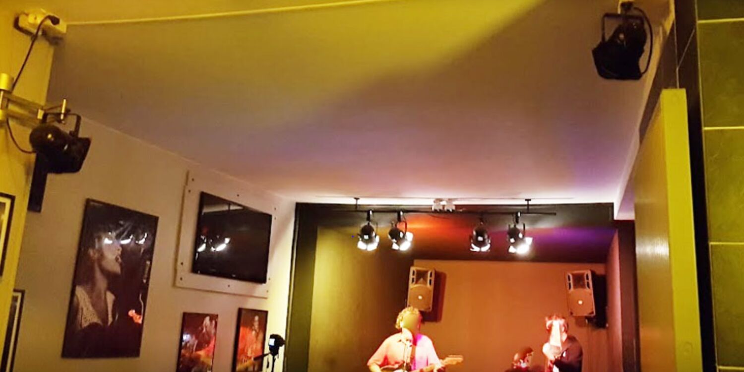 Bar le Challenge (fermé), bar, Une vue de l'intérieur du bar