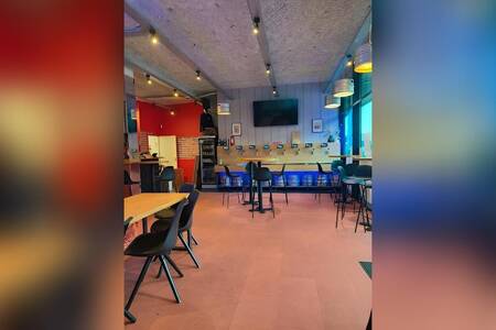 We Want Beer, Bar Brest Saint-Marc #0