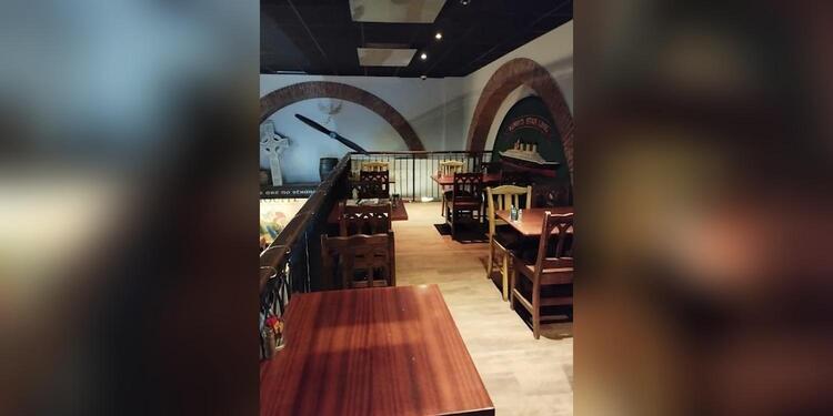 Kerry's Pub, restaurant