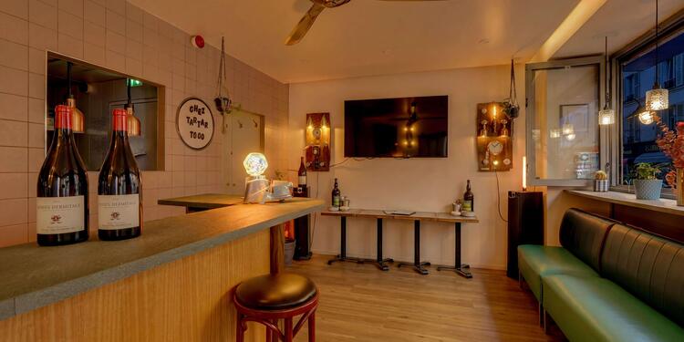 Chez Tartar, bar