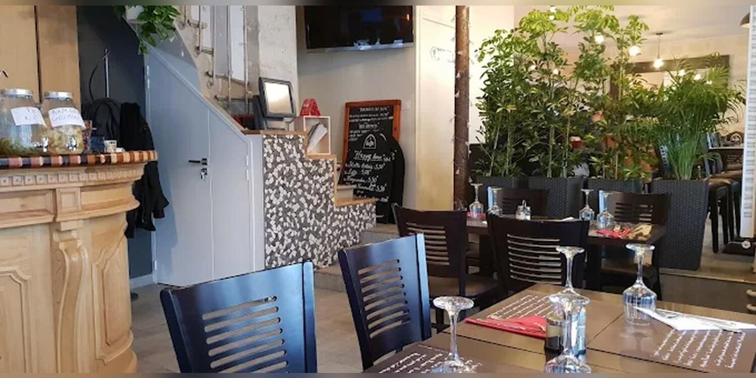 Auberge Des Artistes, bar