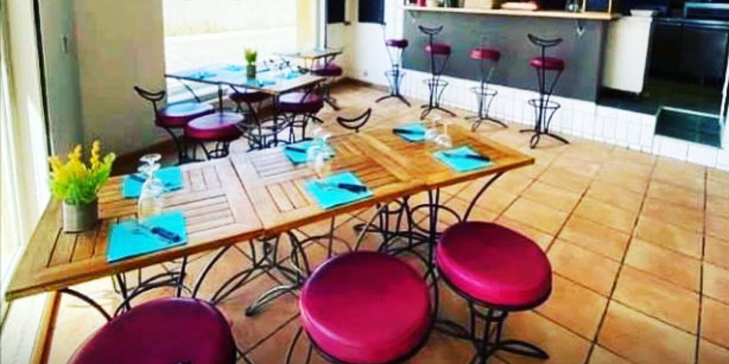 La Cantine Ô Frerots (fermé), restaurant, Une vue de l'intérieur du restaurant