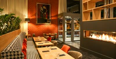 Tribeca - Cosmopolitan Bistro | Privateaser