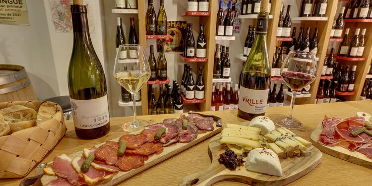 Vignerons & Caviste, bar
