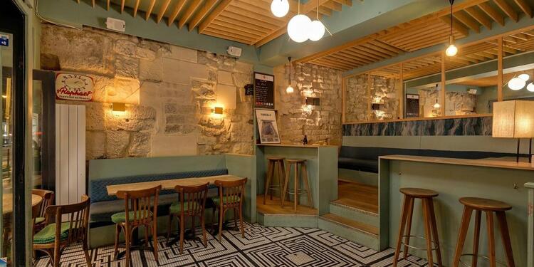 Le 16 Bar, bar