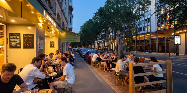 A LA BON'HEURE (ex-BAR LA FAC), bar