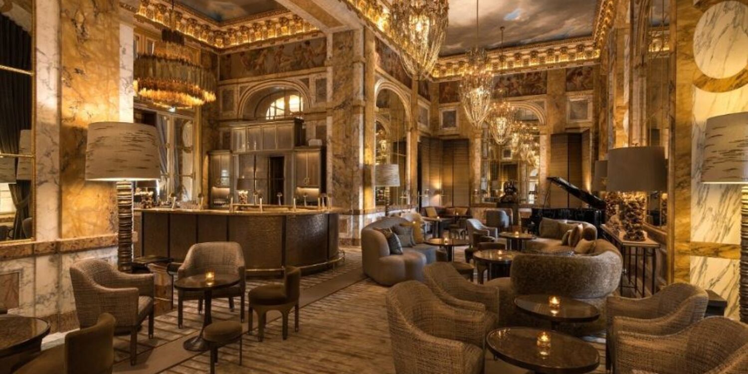 Les Ambassadeurs, bar