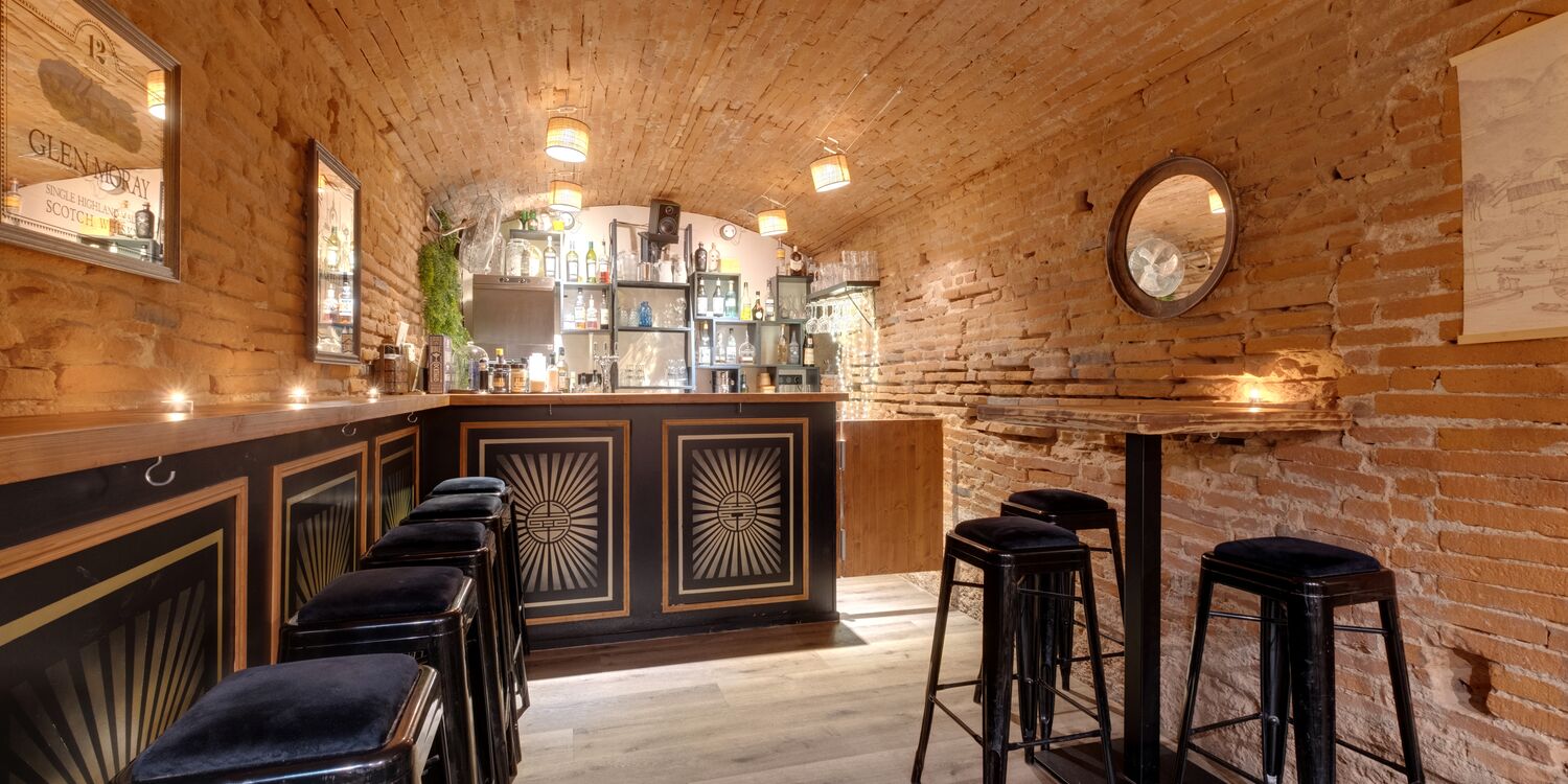 L'Aperology (ex : Under Luo), restaurant