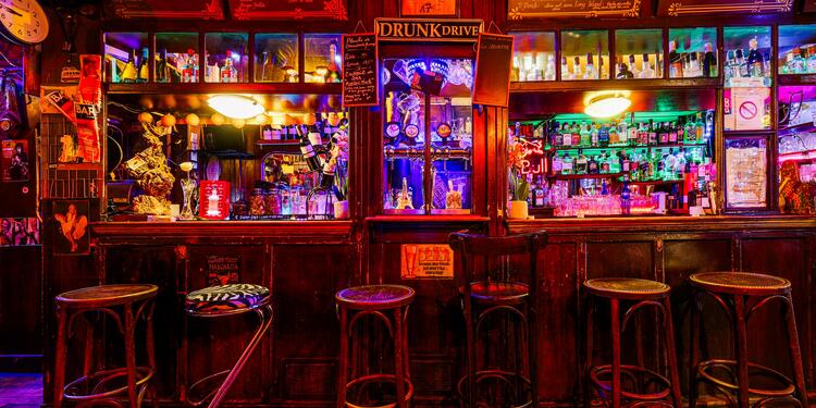 Le Bar à Nenette, bar