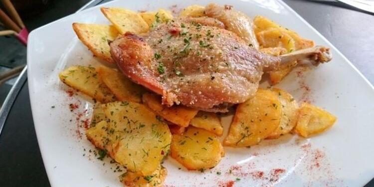 La Place, restaurant, Plats sur Place du bar