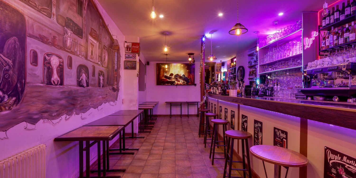 Café De L' Europe : The Feel, bar