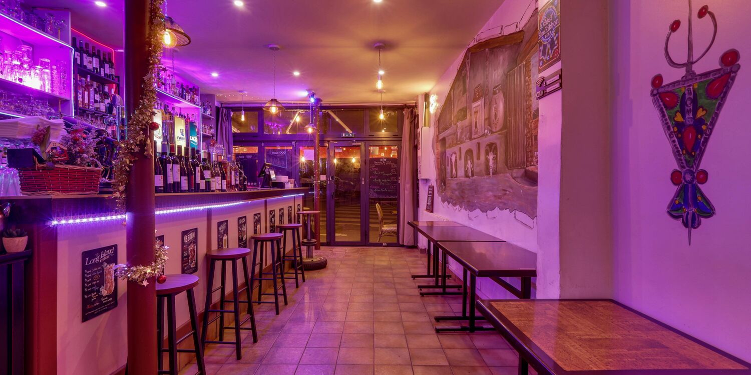 Café De L' Europe : The Feel, bar