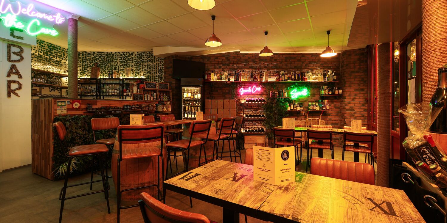 La Cave du Canal, bar