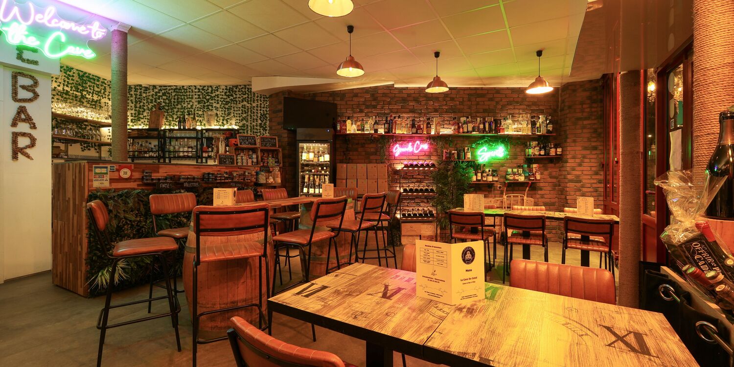 La Cave du Canal, bar