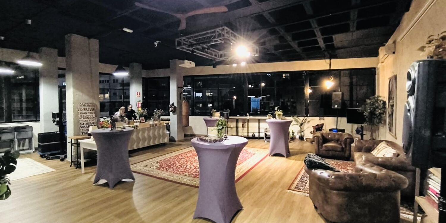 Espacio Teseo y Iron 33, rental_room