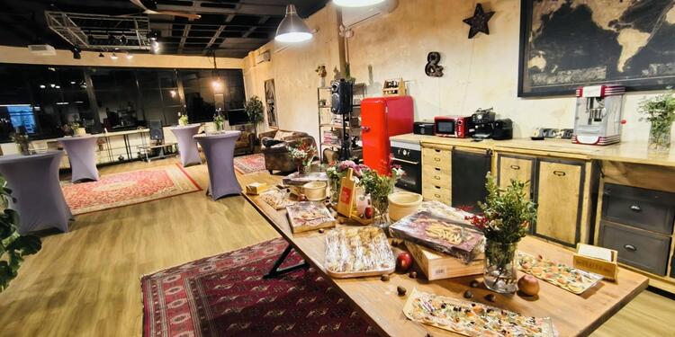 Espacio Teseo y Iron 33, rental_room