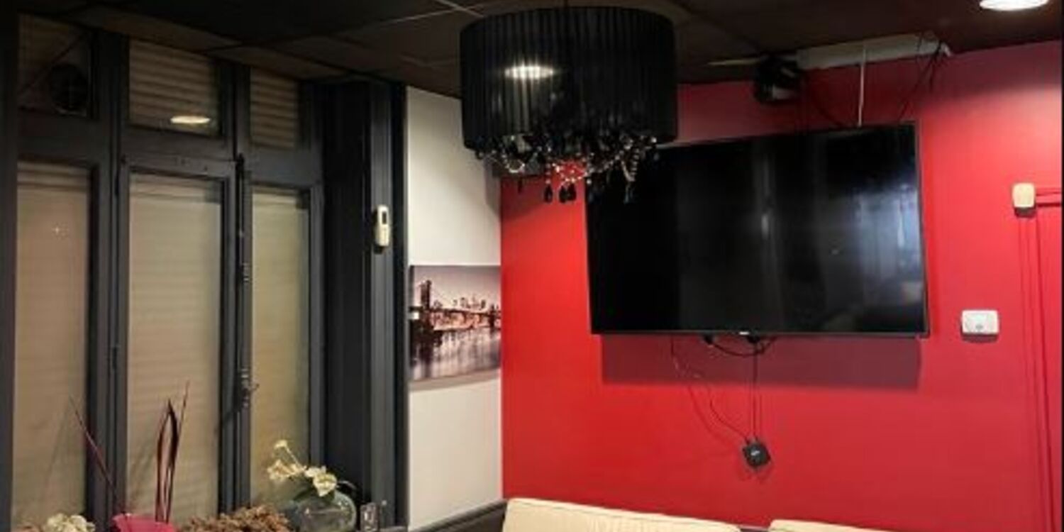 Bar Le Tizi-Ouzien Pub, bar, intérieur