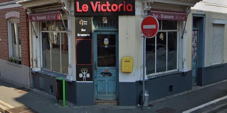 Le Victoria (fermé), bar, extérieur