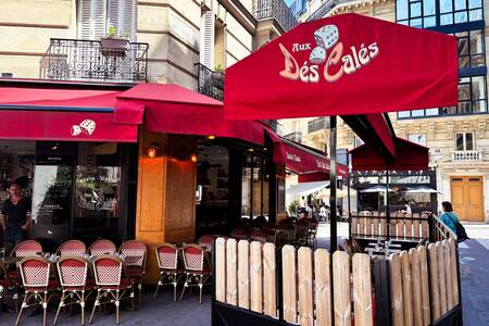 Aux Dés Calés 18 - Moreau, Restaurant Paris Grandes Carrieres #0