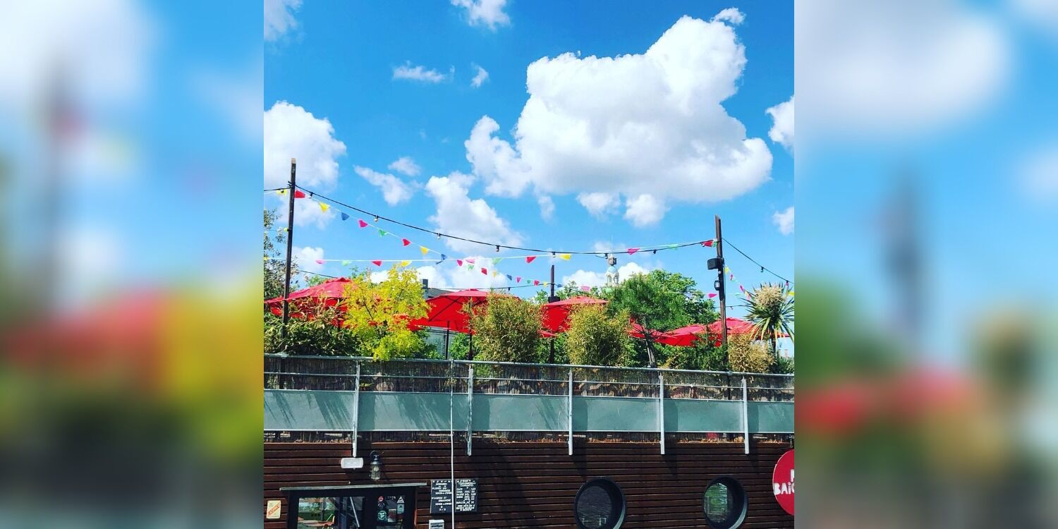 Deux jeunes baigneurs emportés par la mer