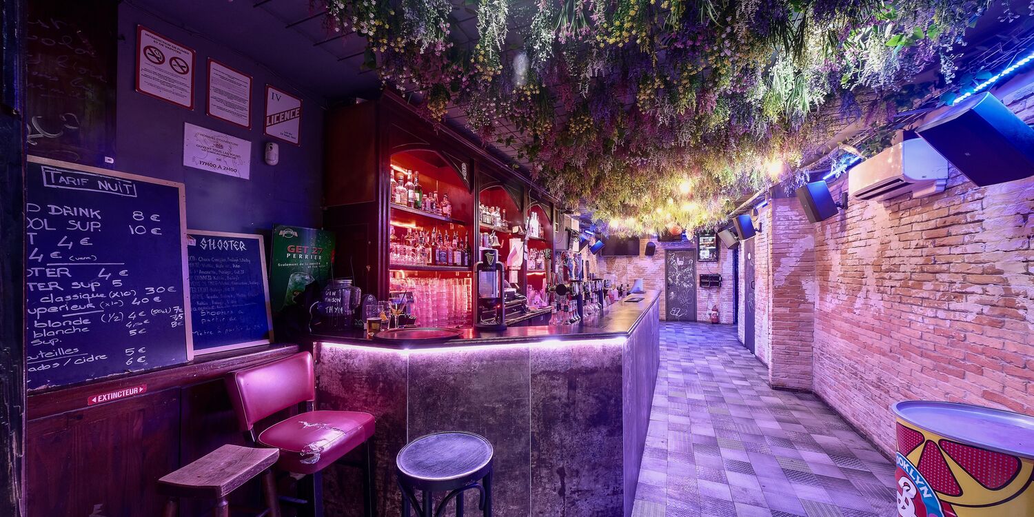 The Red Lion cours Julien, bar