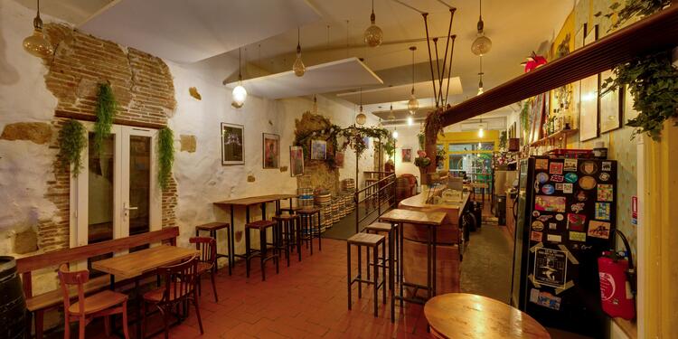 La Voie Maltée, bar