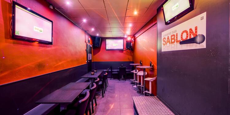 Karaoké Bar Sablon, bar