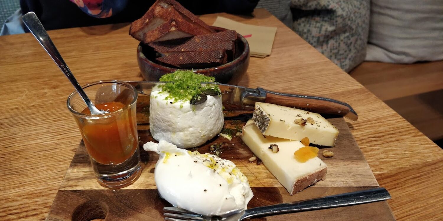 Ta Cave Genève (fermé), bar