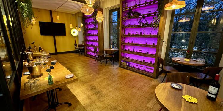 Monsieur Georges, bar