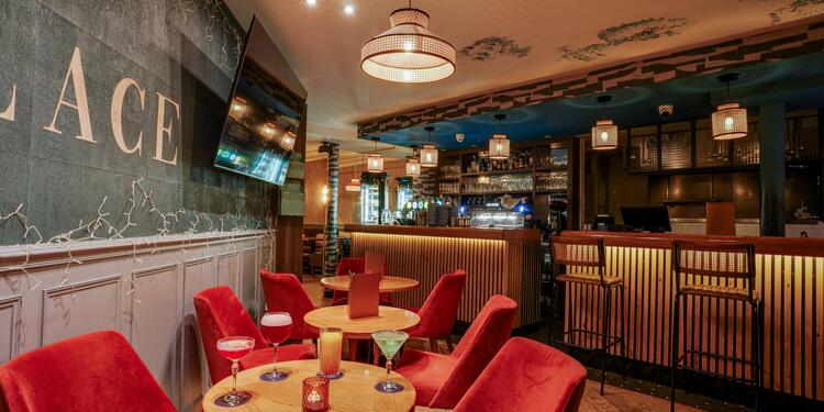 Brasserie Le Wallace, bar