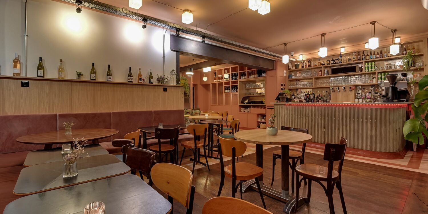 Les Chics Types, bar