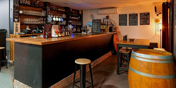 Les Copaings, bar