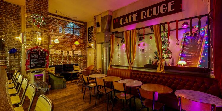 Le Café Rouge, bar