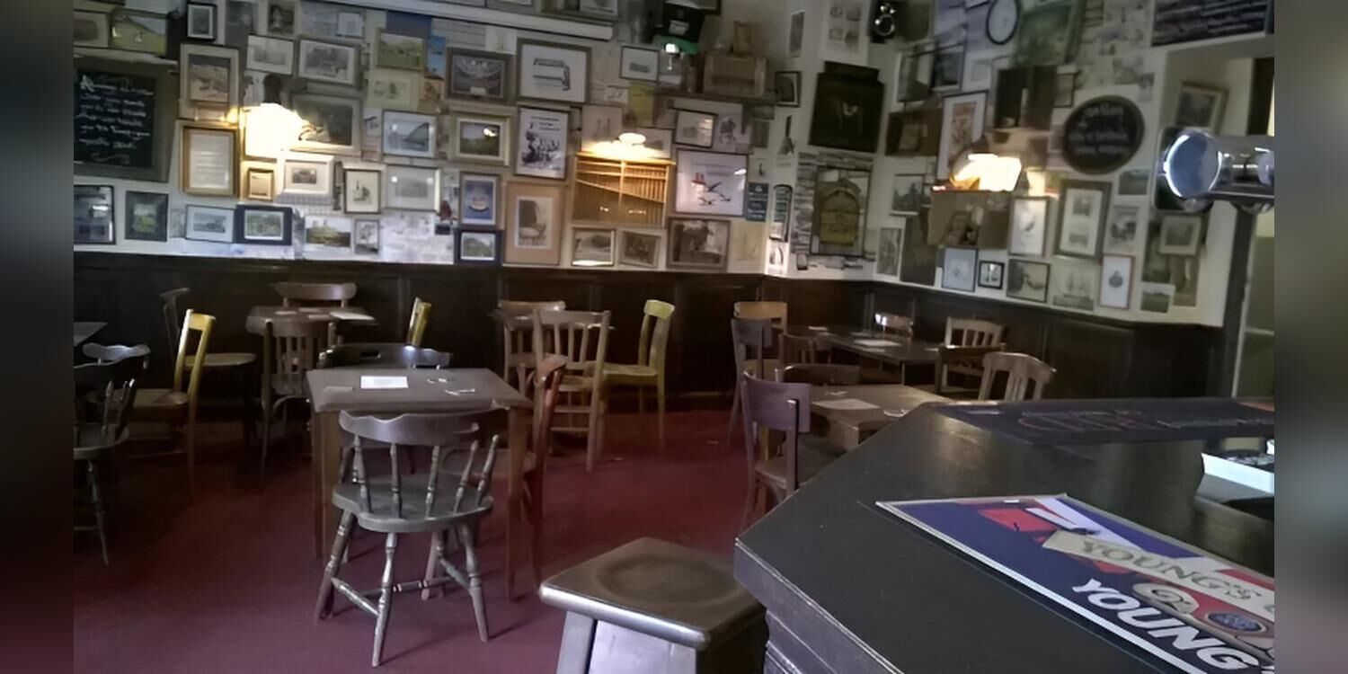 The Ramblin' Man, bar