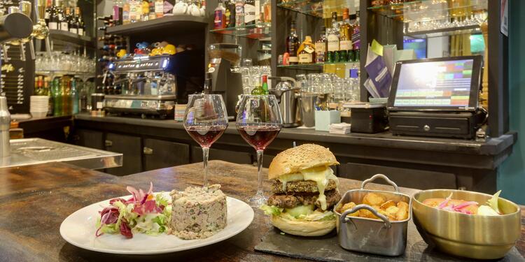 Café Millésimes, bar