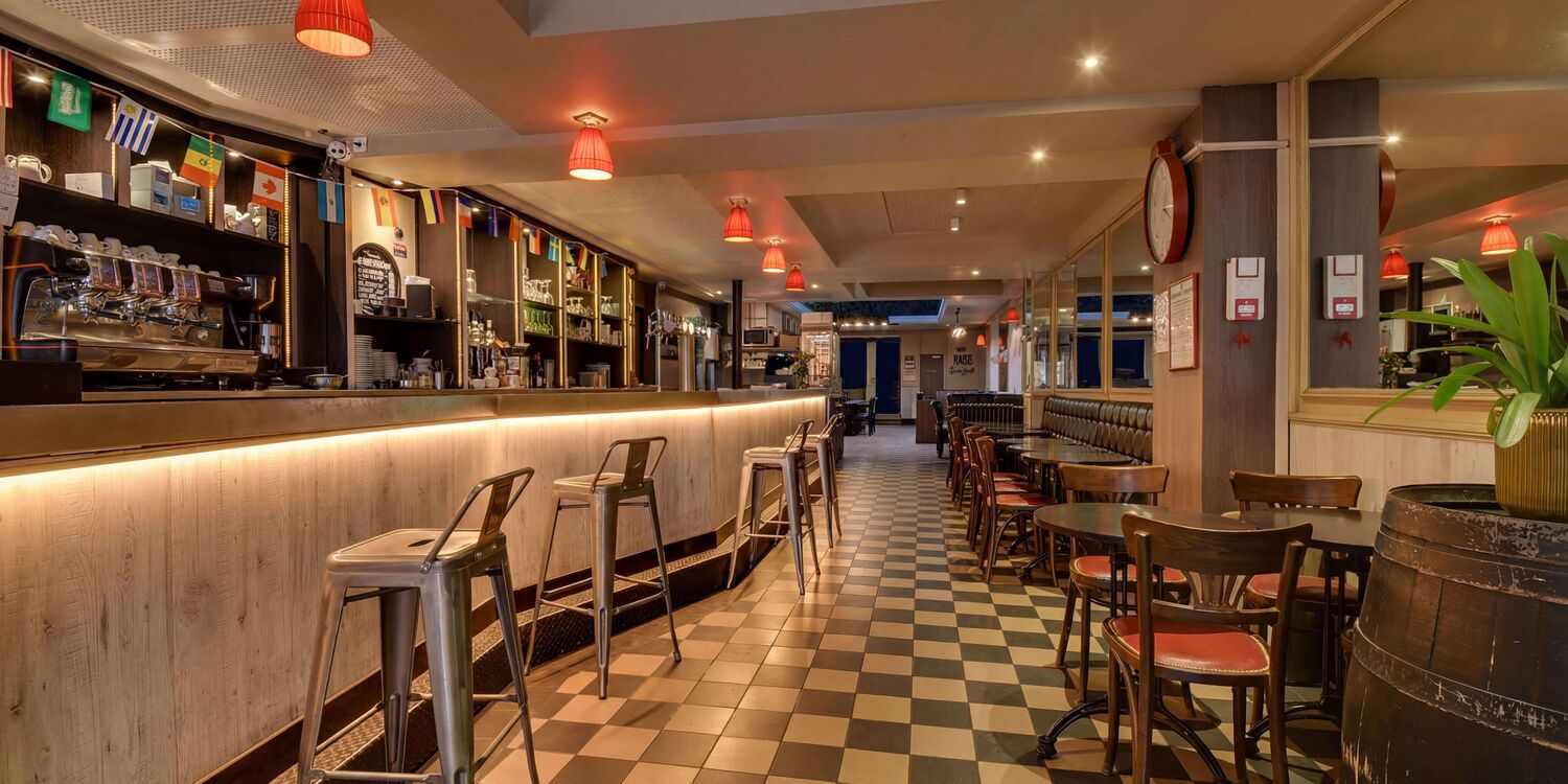 Aveyron Café, bar