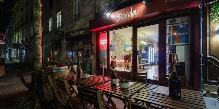 Borda, bar