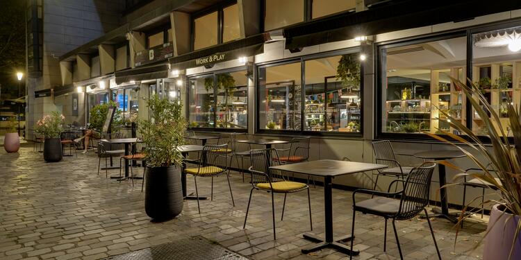 District B, bar