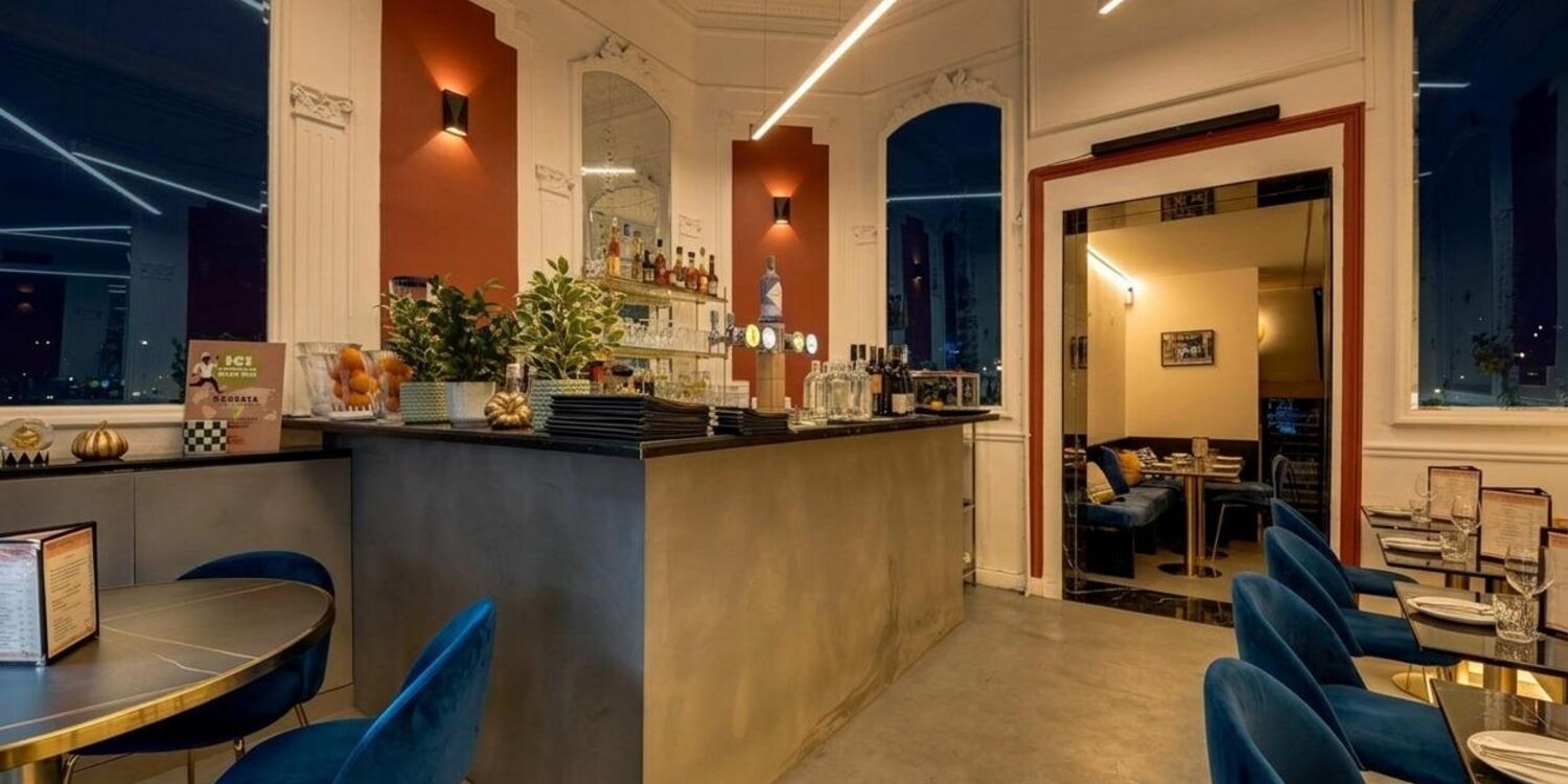 Aux Amis des Halles, bar