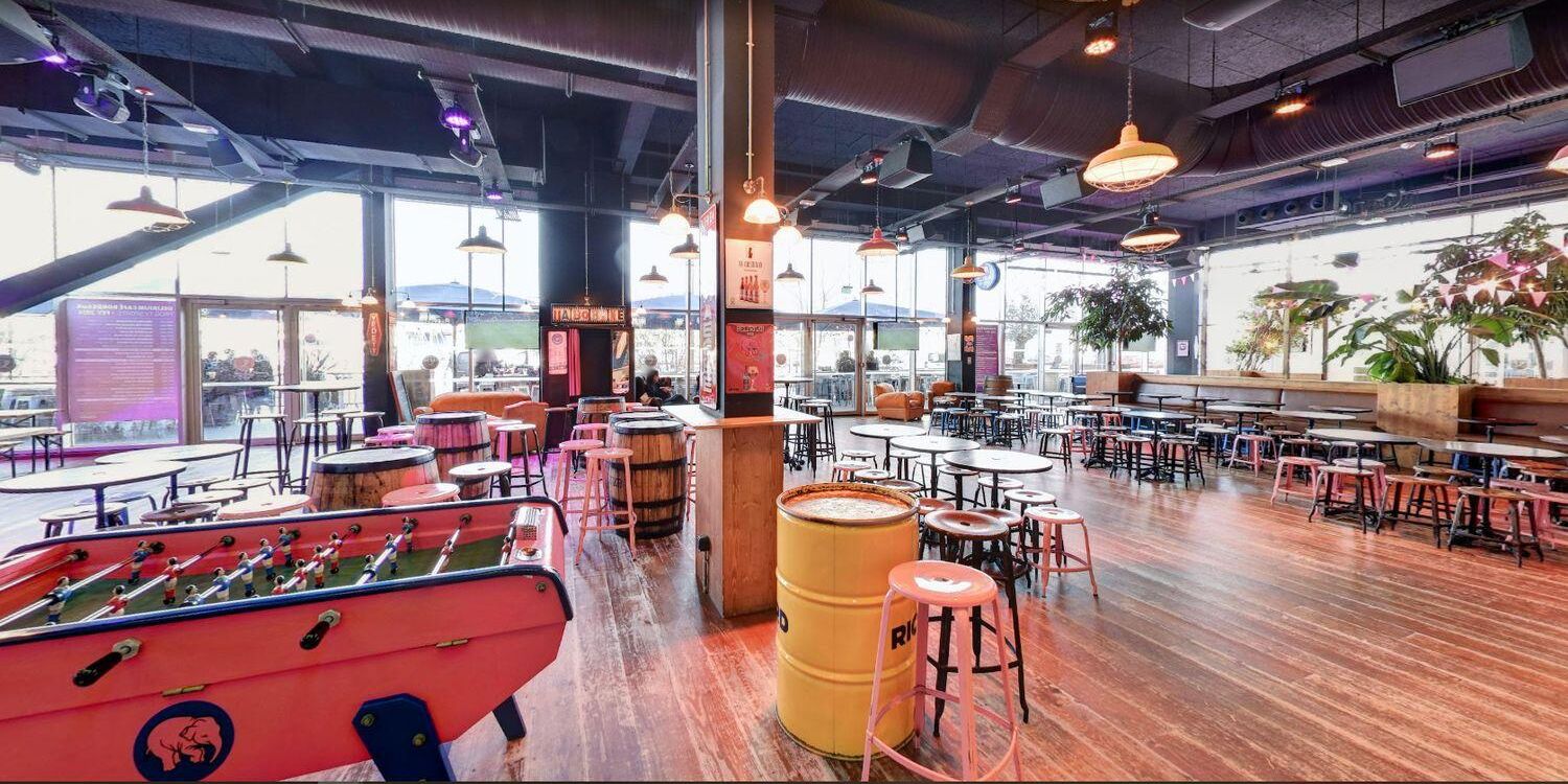 Delirium Café Bordeaux, bar