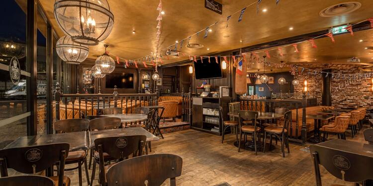 Au Bureau Colombes, bar