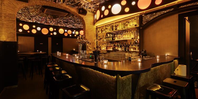 Mint Bar, bar